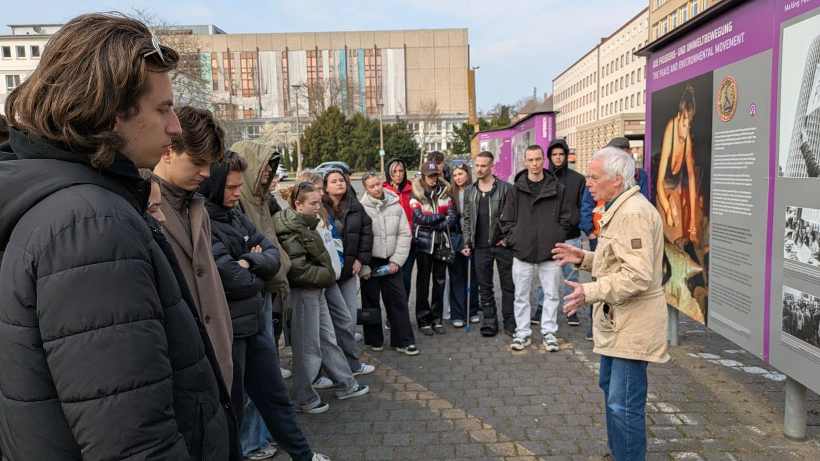 Die Berliner Studienfahrt im Gespräch über die DDR